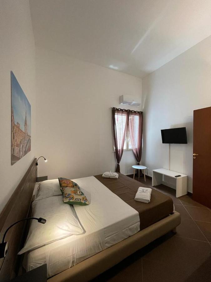 Sweet Life Aparthotel Palermo Exteriör bild